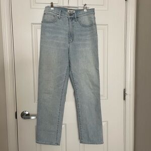 Madewell the Perfect Vintage Straight Jeans in chesthunt wash